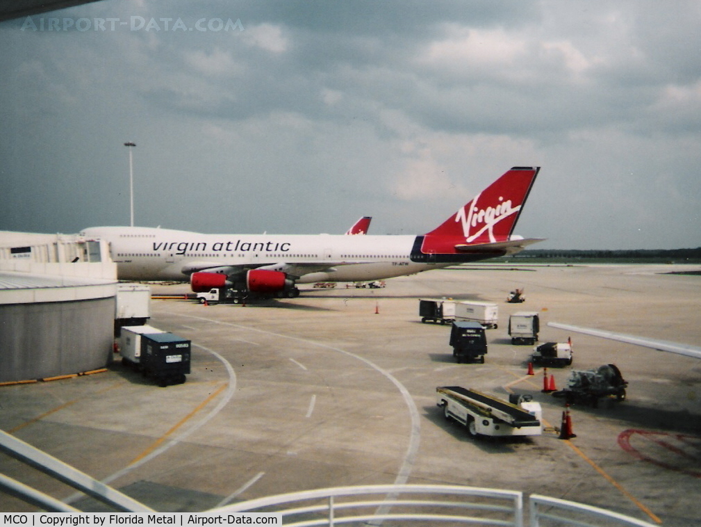 Orlando International Airport (MCO) - Virgin Atlantic 2002