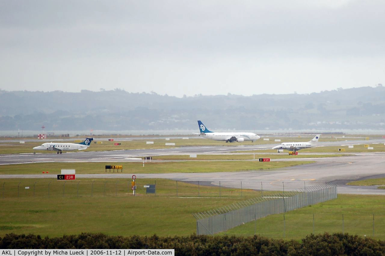 Auckland International Airport, Auckland New Zealand (AKL) - Lots of domestic traffic