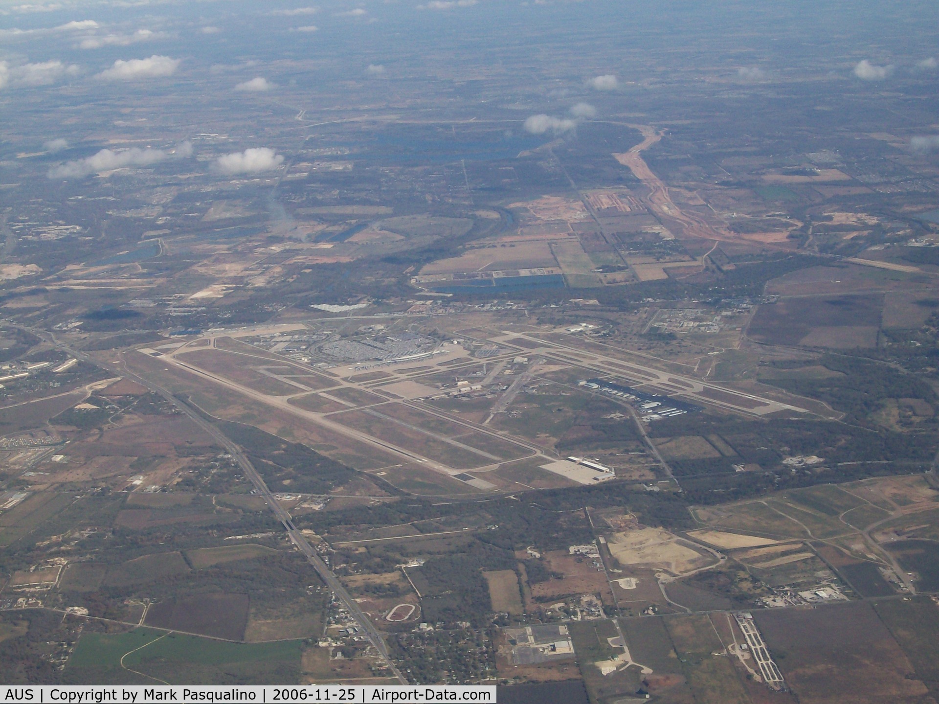 Austin-bergstrom International Airport (AUS) - Austin Bergstrom International