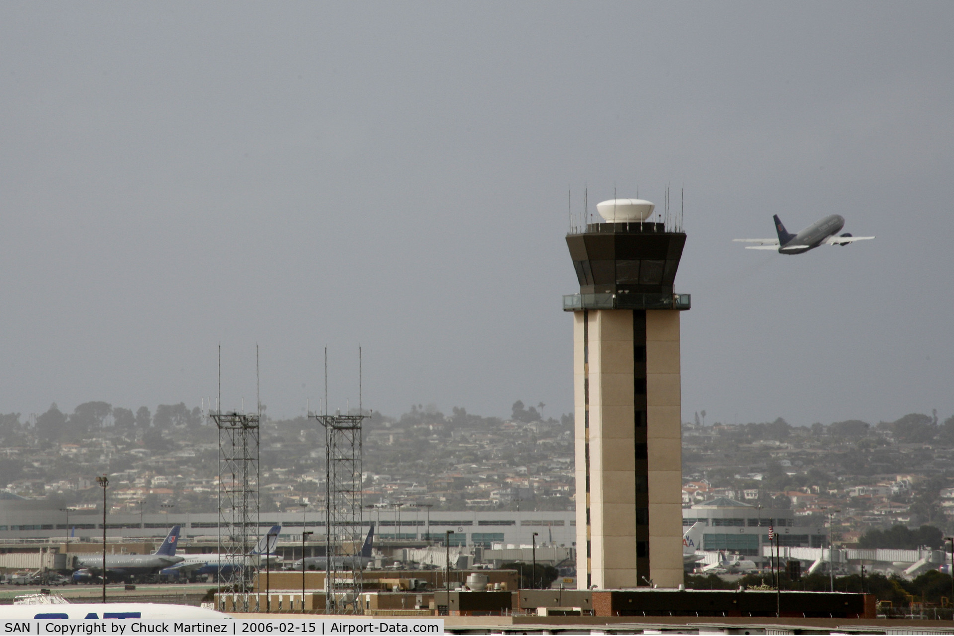 San Diego International Airport (SAN) - United plane passes tower