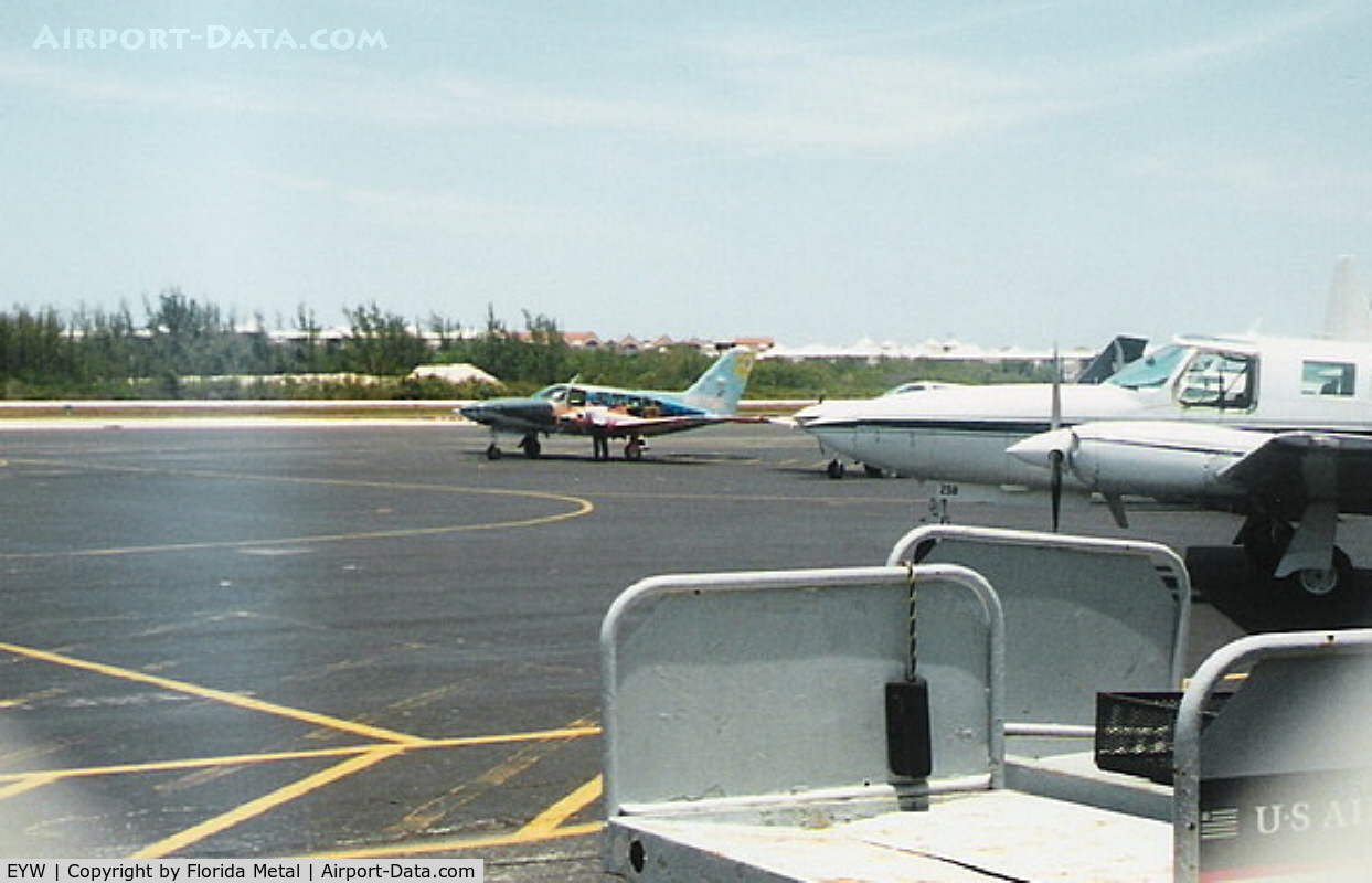 Key West International Airport (EYW) - Key West 2001