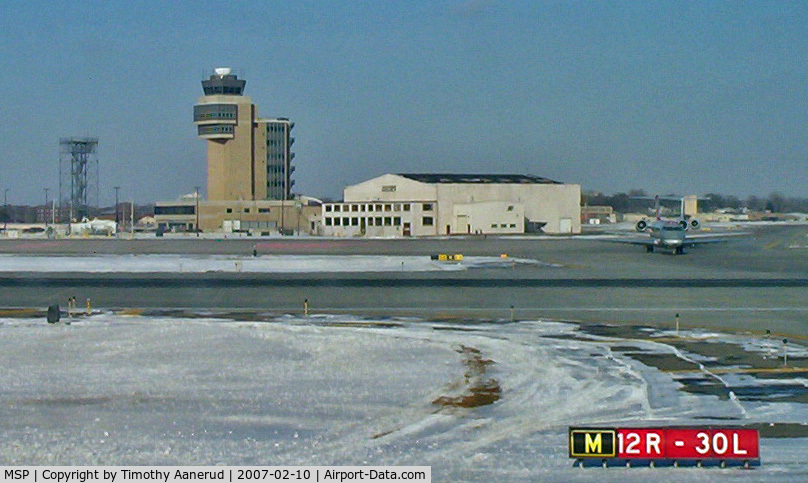 Minneapolis-st Paul Intl/wold-chamberlain Airport (MSP) - MSP Tower