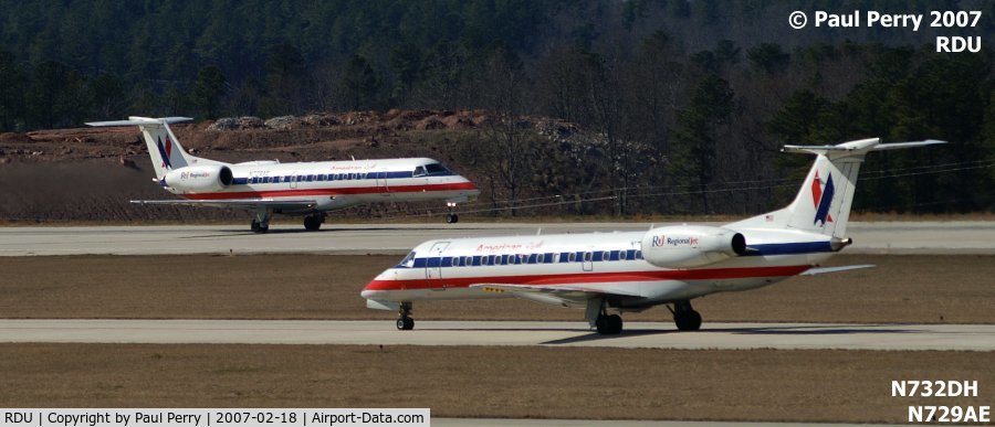 Raleigh-durham International Airport (RDU) - American Eagle staying busy in Raleigh