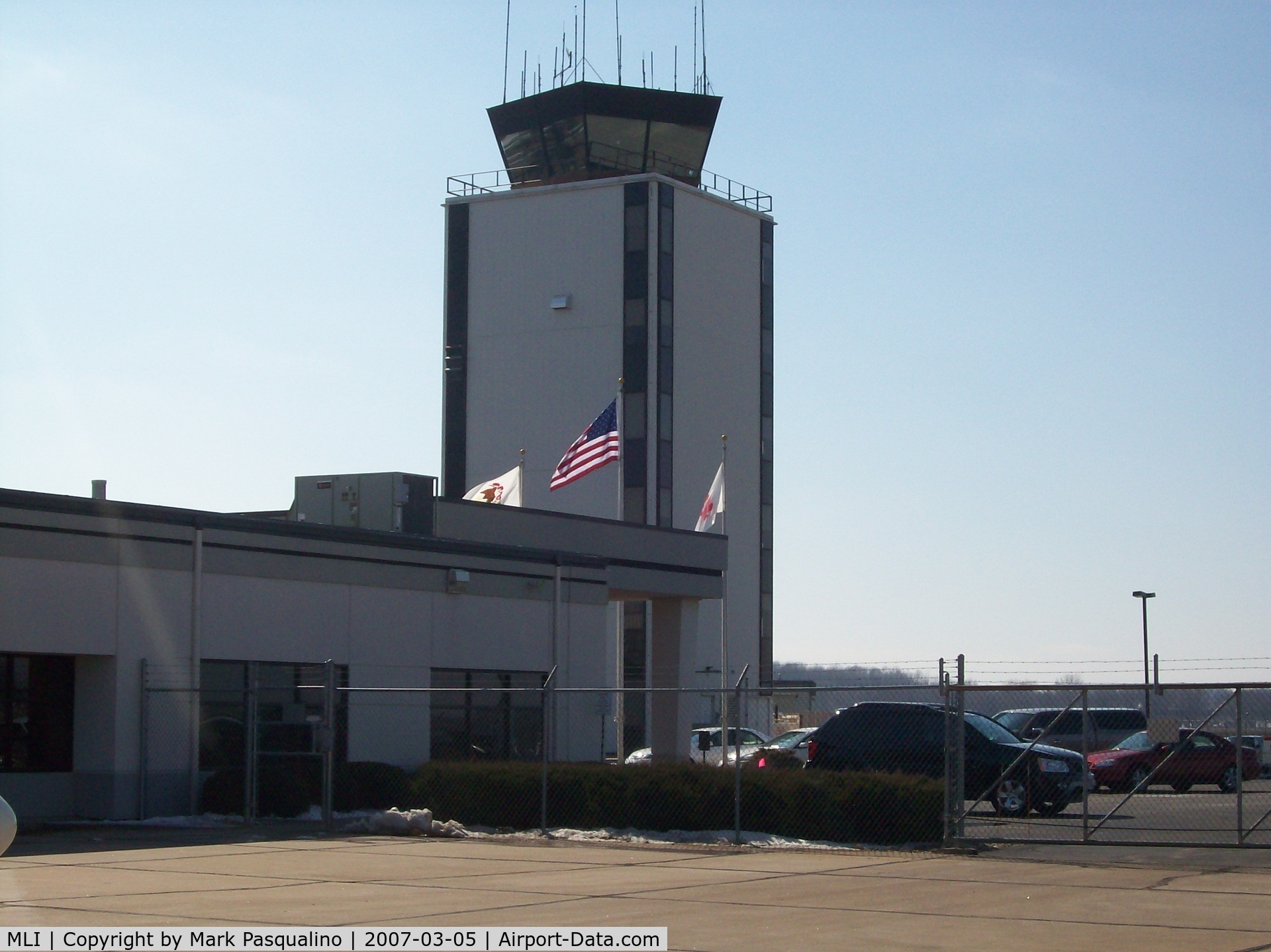 Quad City International Airport (MLI) - Control Tower
