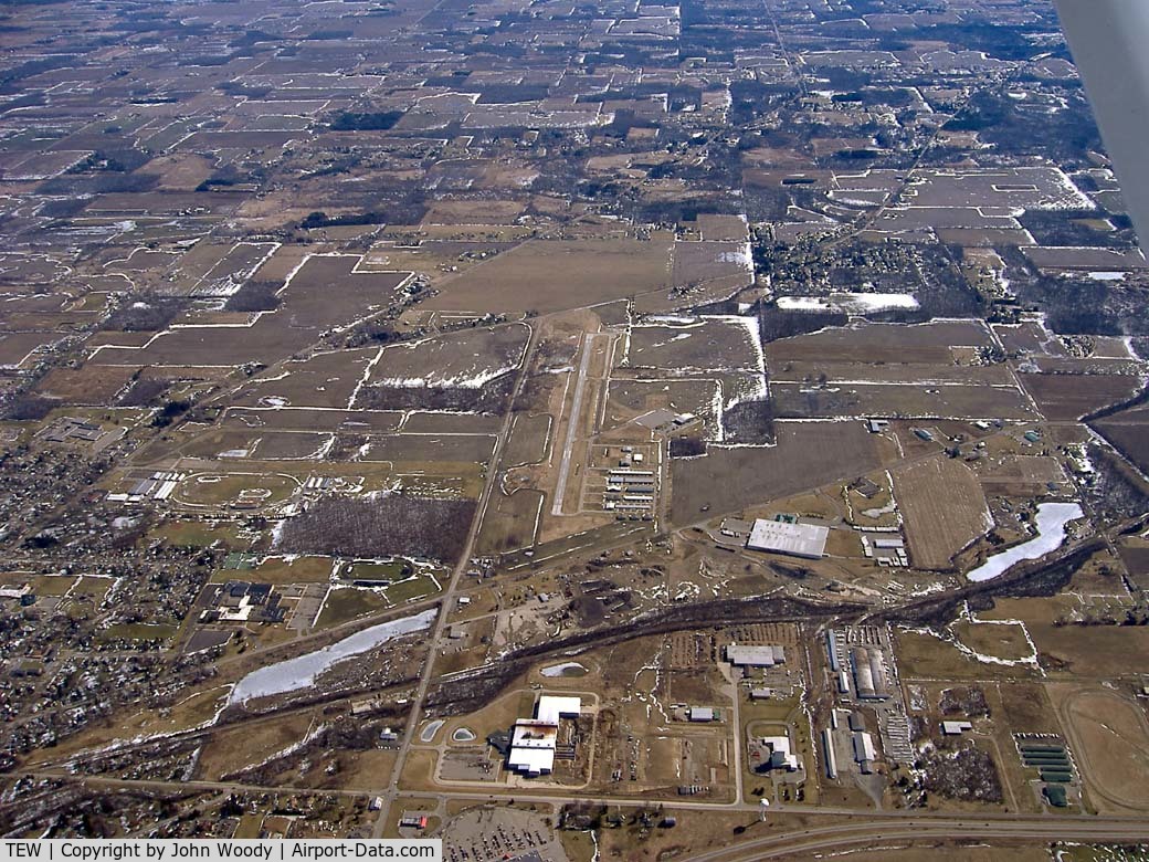 Mason Jewett Field Airport (TEW) - looking east to the runway