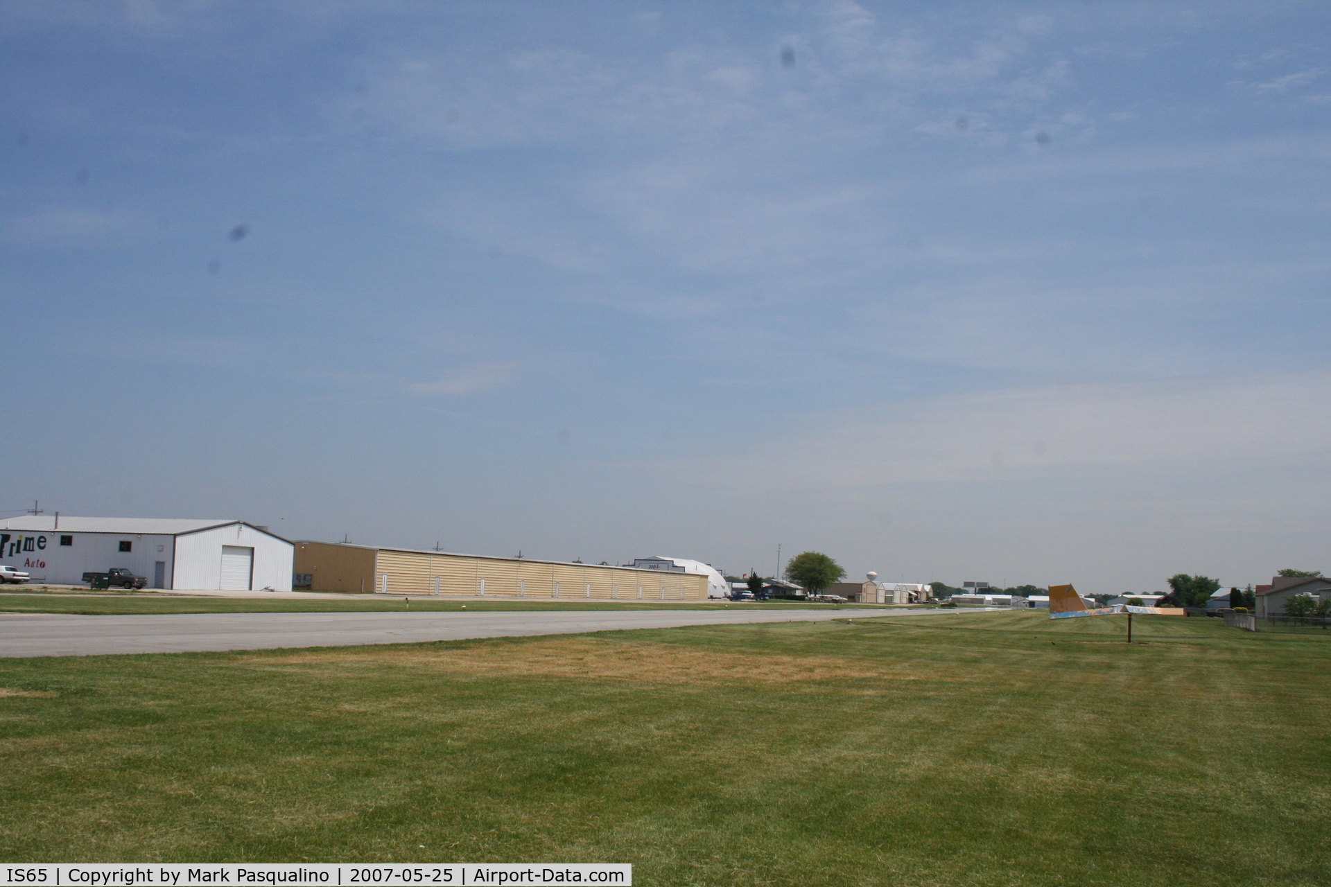 Woodlake Landing Airport (IS65) - Sandwich, IL