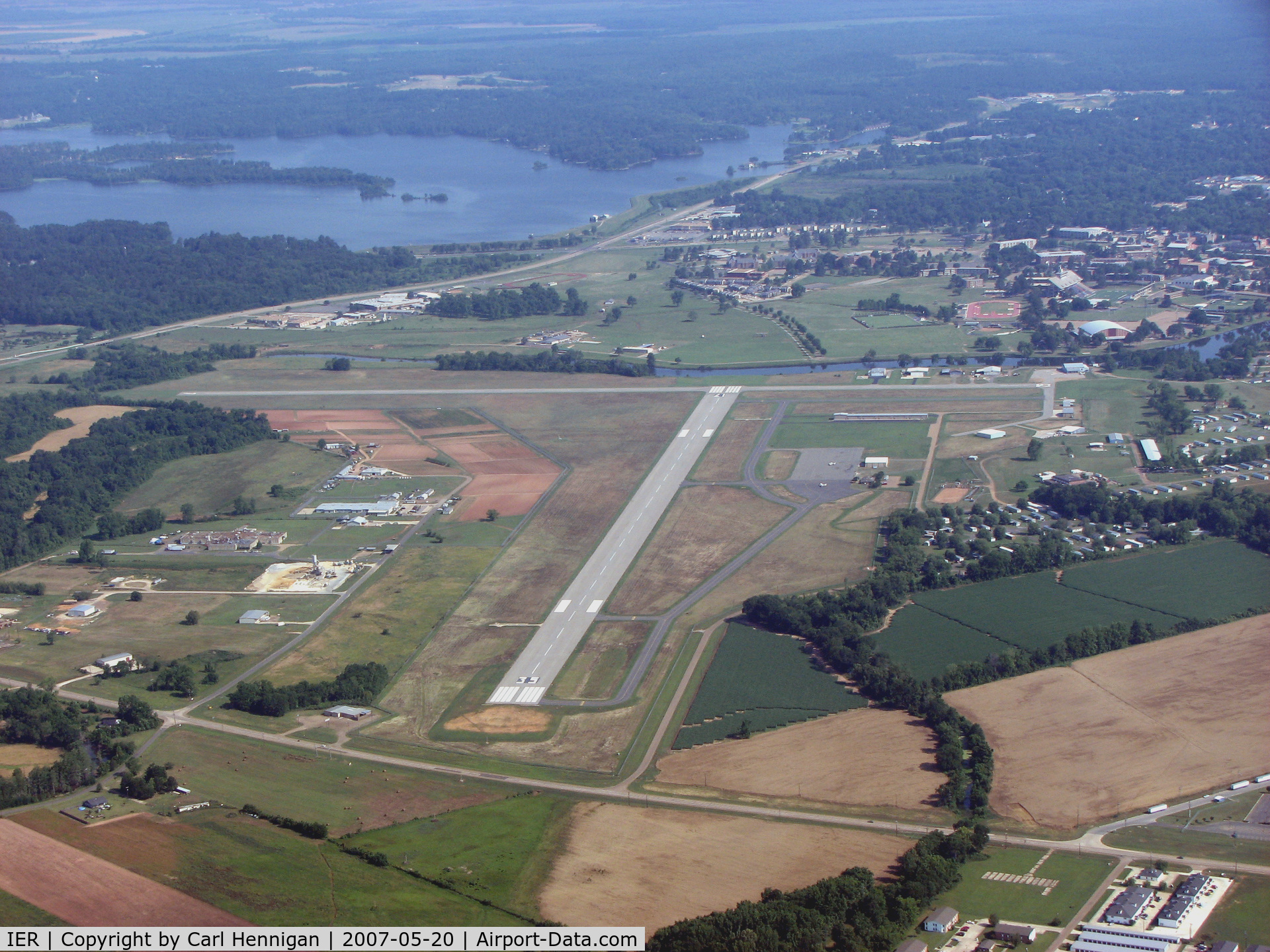 Natchitoches Regional Airport (IER) - Natchitoches looking north