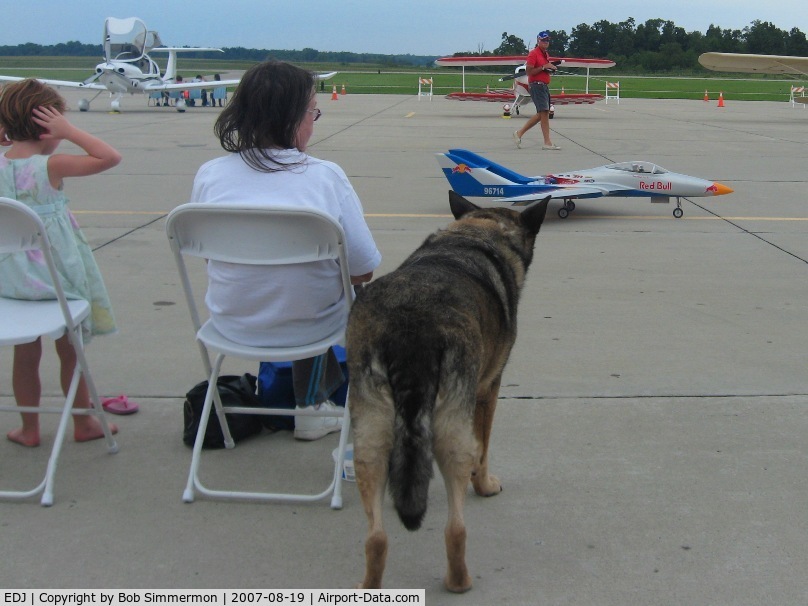 Bellefontaine Regional Airport (EDJ) - These planes very real, just small.  See the girl holding her ears.  The mutt isn't very happy, either.  Sean Saddler's RC jets at Airfest 2007 - Bellefontaine, OH