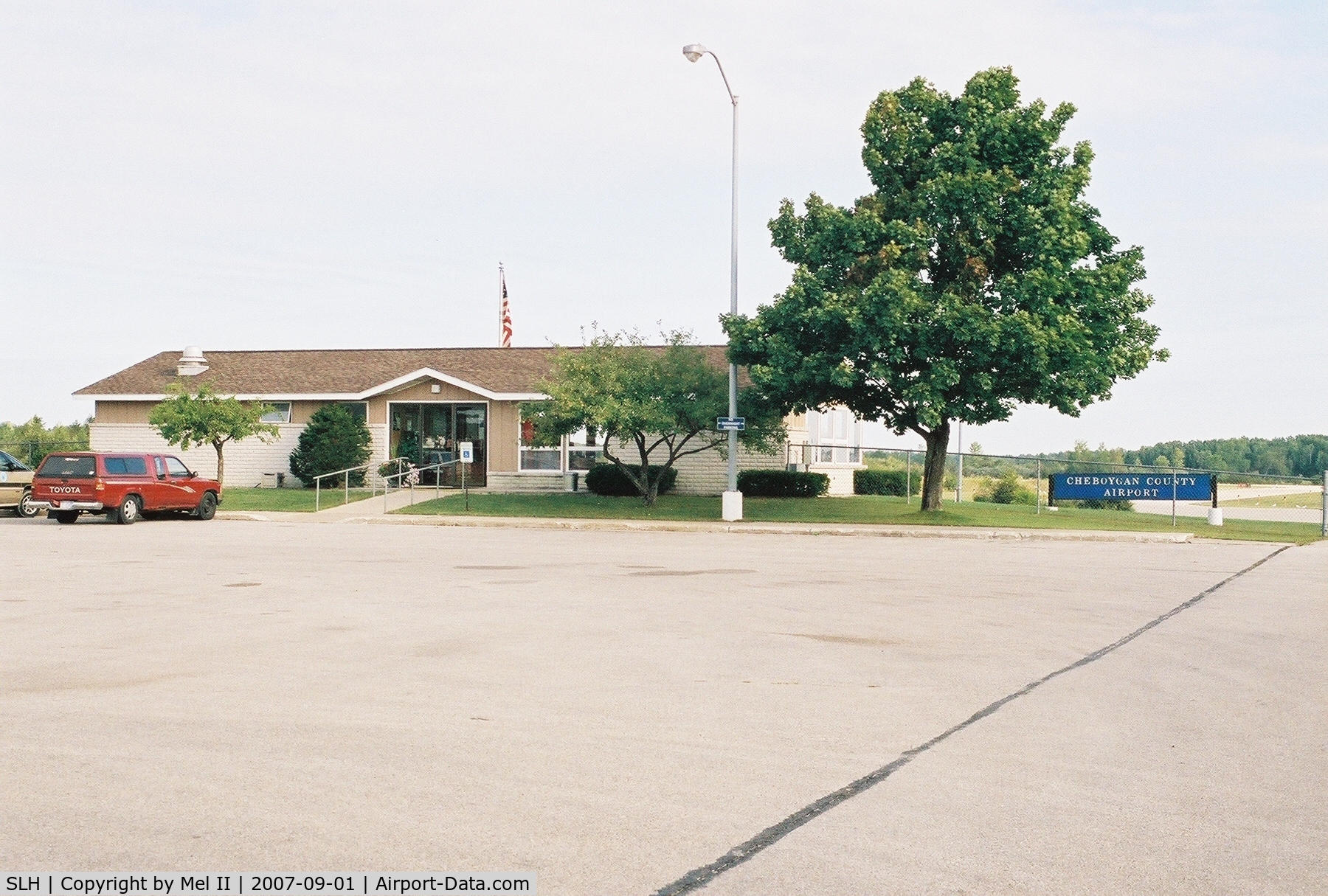 Cheboygan County Airport (SLH) - Cheboygan County Airport (SLH)