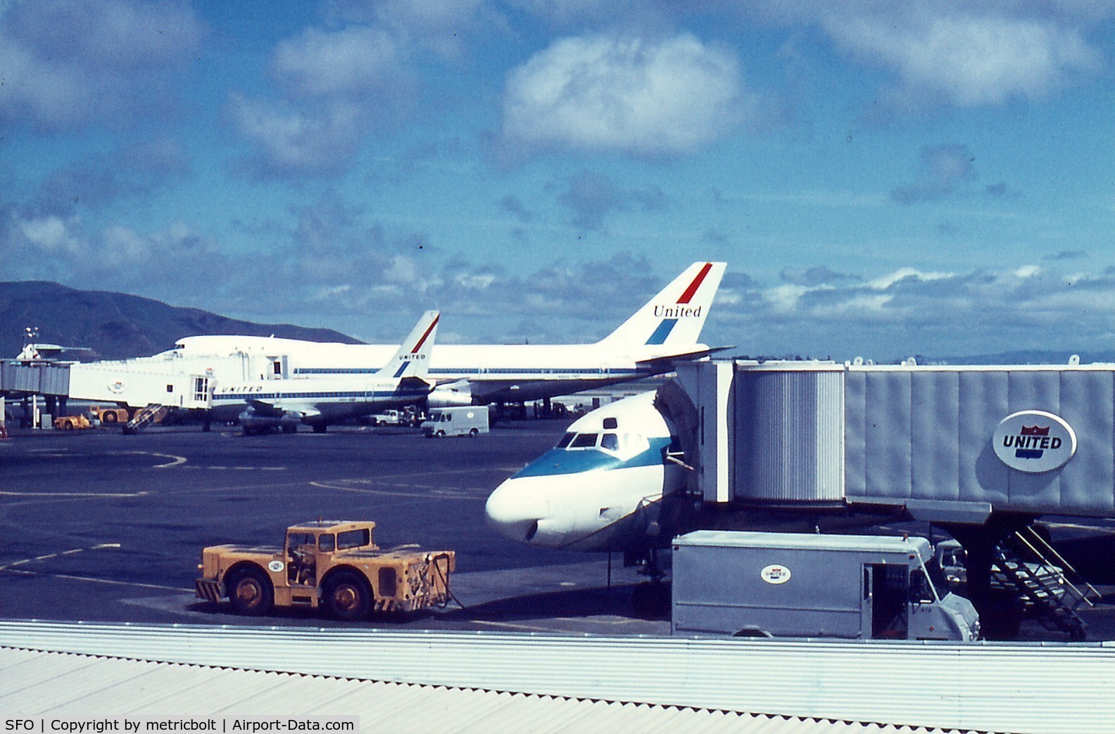 San Francisco International Airport (SFO) - UAL DC-8,B737 and B747 in SFO,early 70s