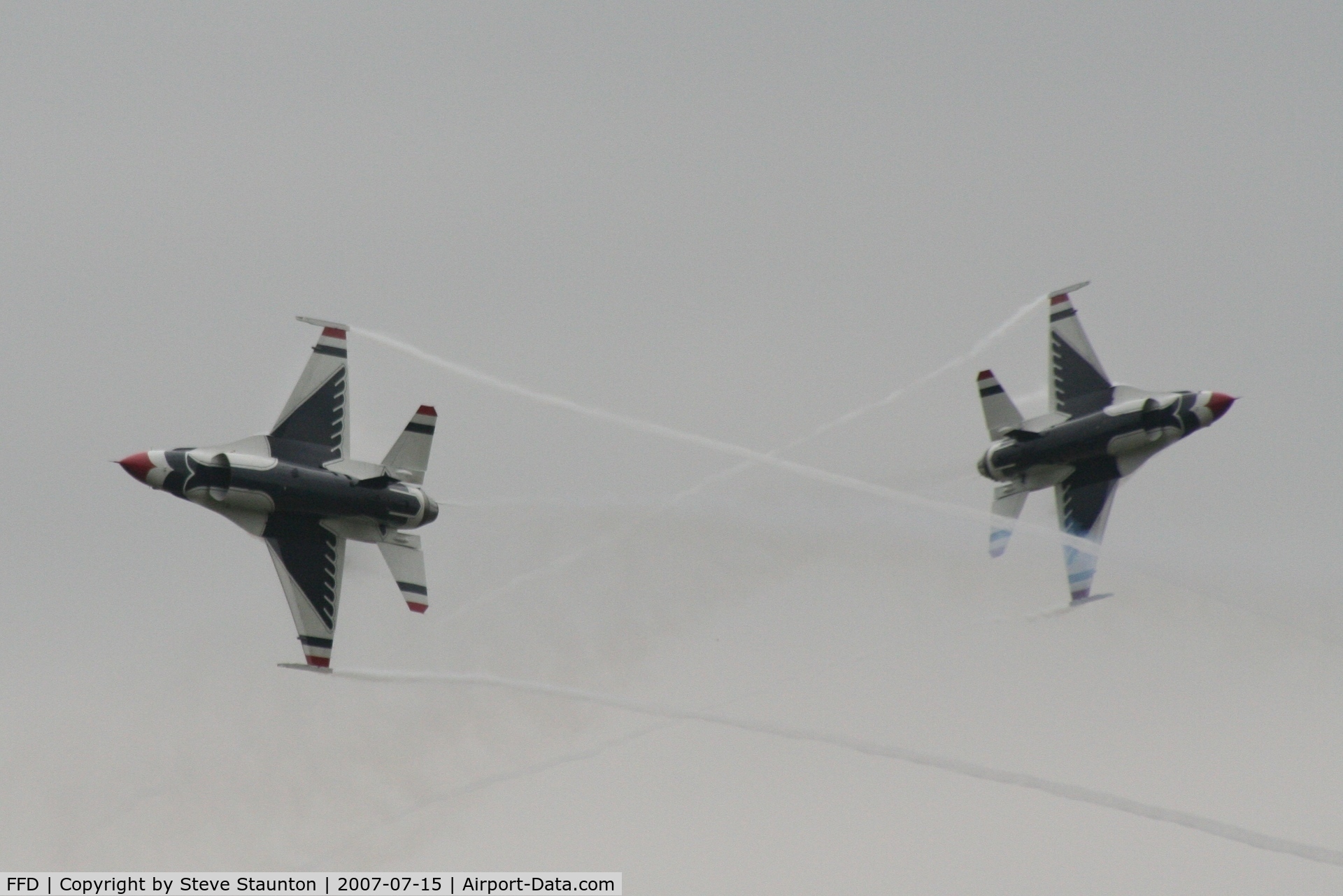 RAF Fairford Airport, Fairford, England United Kingdom (FFD) - Thunderbirds display at Royal International Air Tattoo 2007