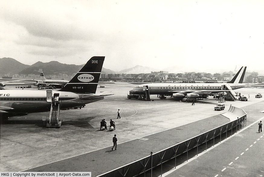 Hong Kong International Airport, Hong Kong Hong Kong (HKG) - March 1967,HKG Kai Tak airport.Cathay Pacific,Alitalia and Lufthansa share the ramp