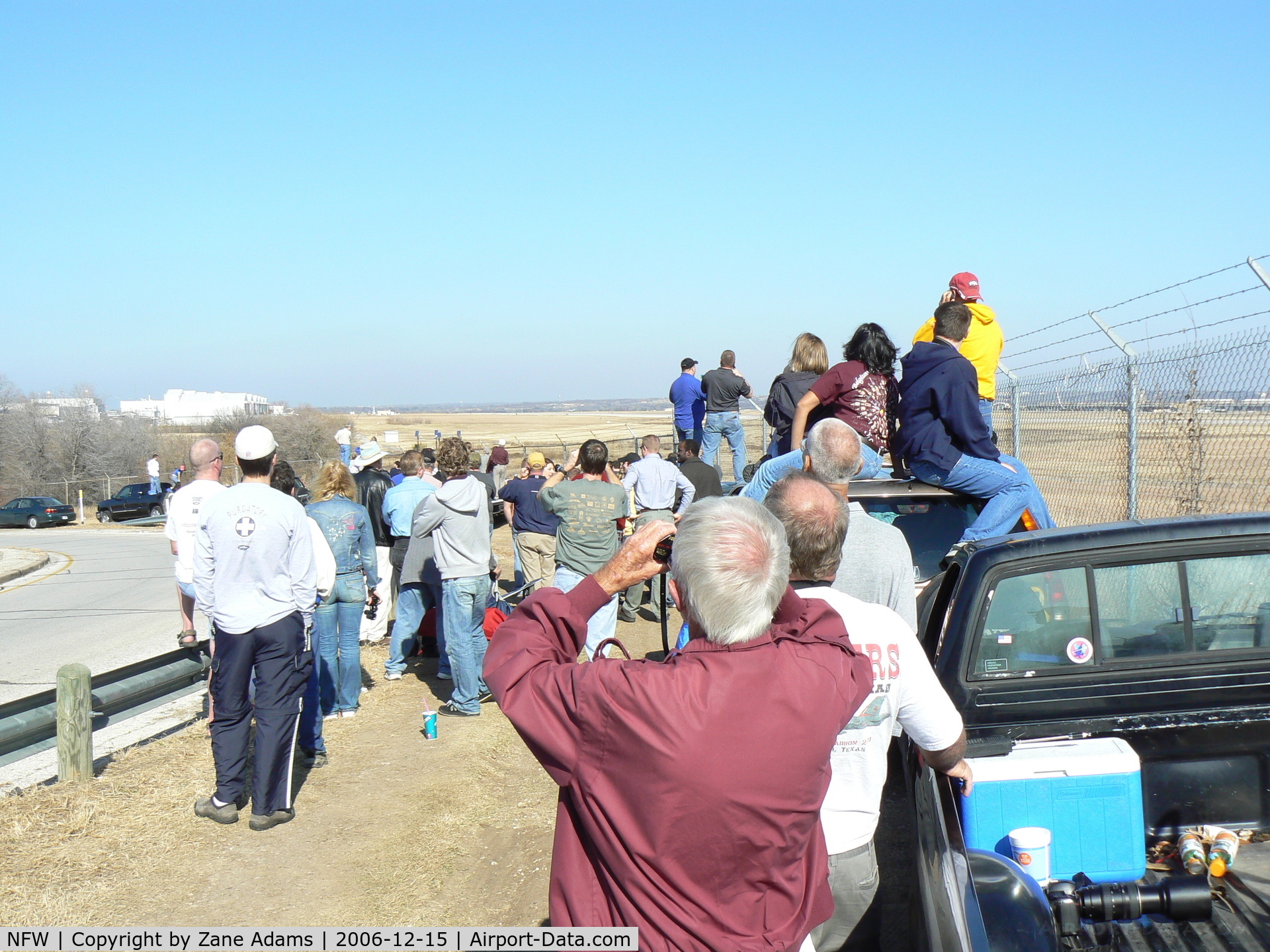 Fort Worth Nas Jrb/carswell Field Airport (NFW) - Crowd waiting for first filght of the F-35A Lightning II