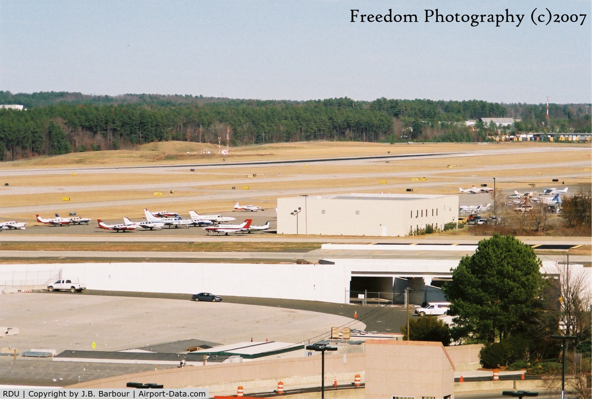 Raleigh-durham International Airport (RDU) - Nice windy day.  It was kind-of boring, There wasn't a whole lot of traffic to be a holiday weekend.