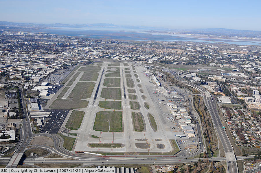 Norman Y. Mineta San Jose International Airport (SJC) - San Jose International from 1800ft