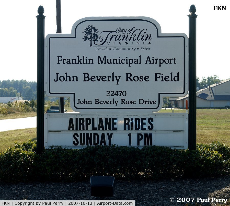 Franklin Muni-john Beverly Rose Airport (FKN) - Roadside sign at the Franklin airport