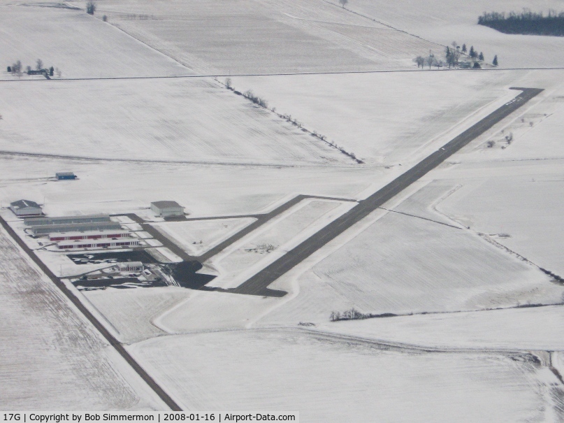 Port Bucyrus-crawford County Airport (17G) - Looking south