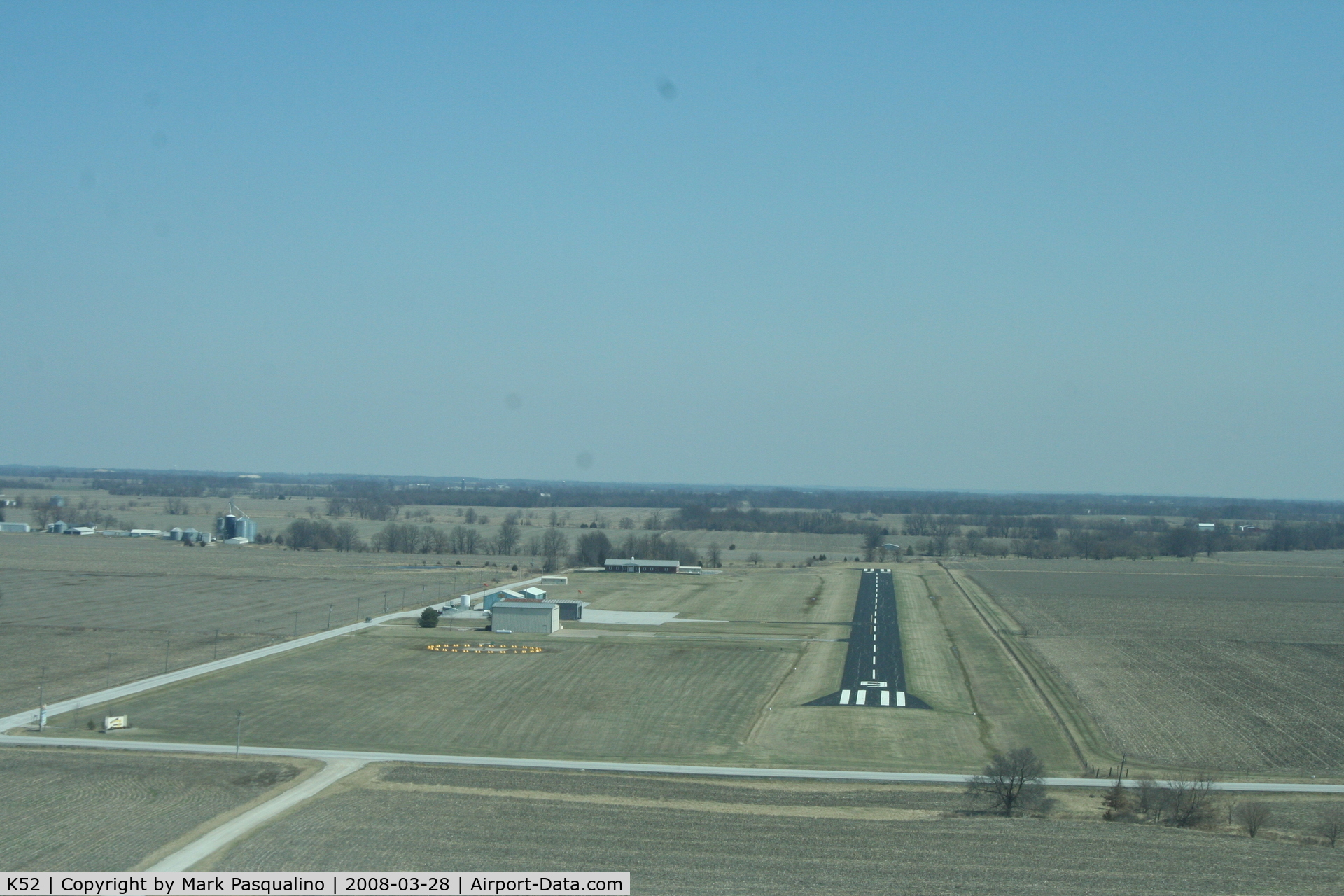 Capt. Ben Smith Airfield - Monroe City Airport (K52) - Monroe City, MO