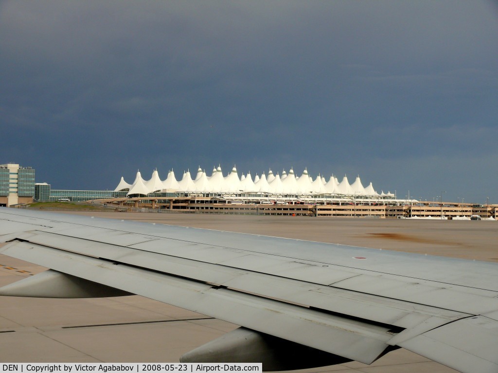 Denver International Airport (DEN) - Denver airport terminal