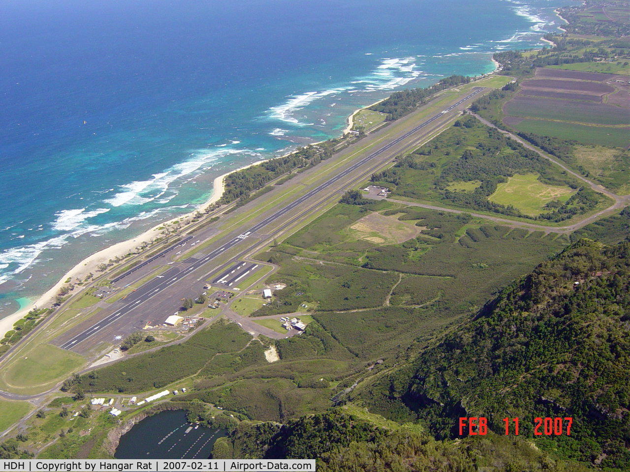 Dillingham Airfield Airport (HDH) - On Oahu's beautiful North Shore. Fun for everyone - gliders, ultralights, skydiving. 