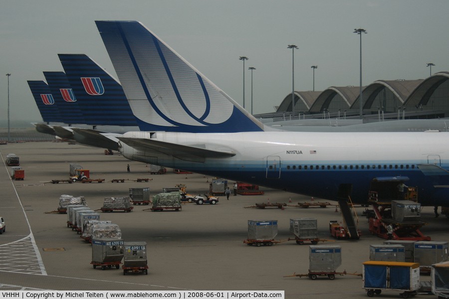 Hong Kong International Airport, Hong Kong Hong Kong (VHHH) - United Airlines 747s at Hong kong