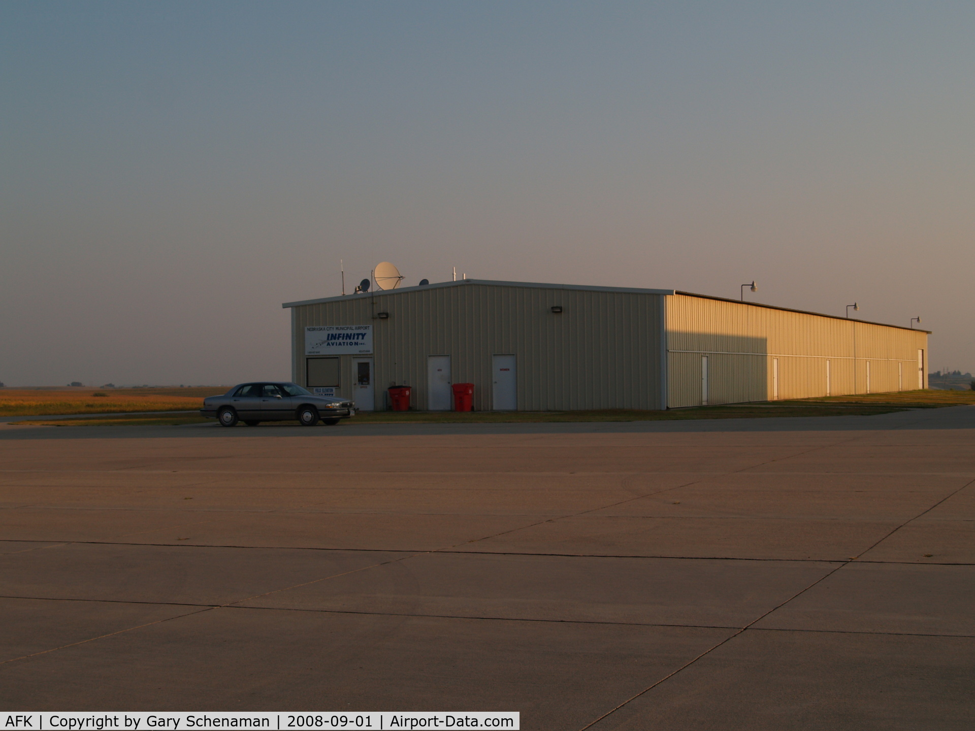 Nebraska City Municipal Airport (AFK) - I WENT ON A MOTORCYCLE RIDE AND ENDED UP DRIVING 550 MILE