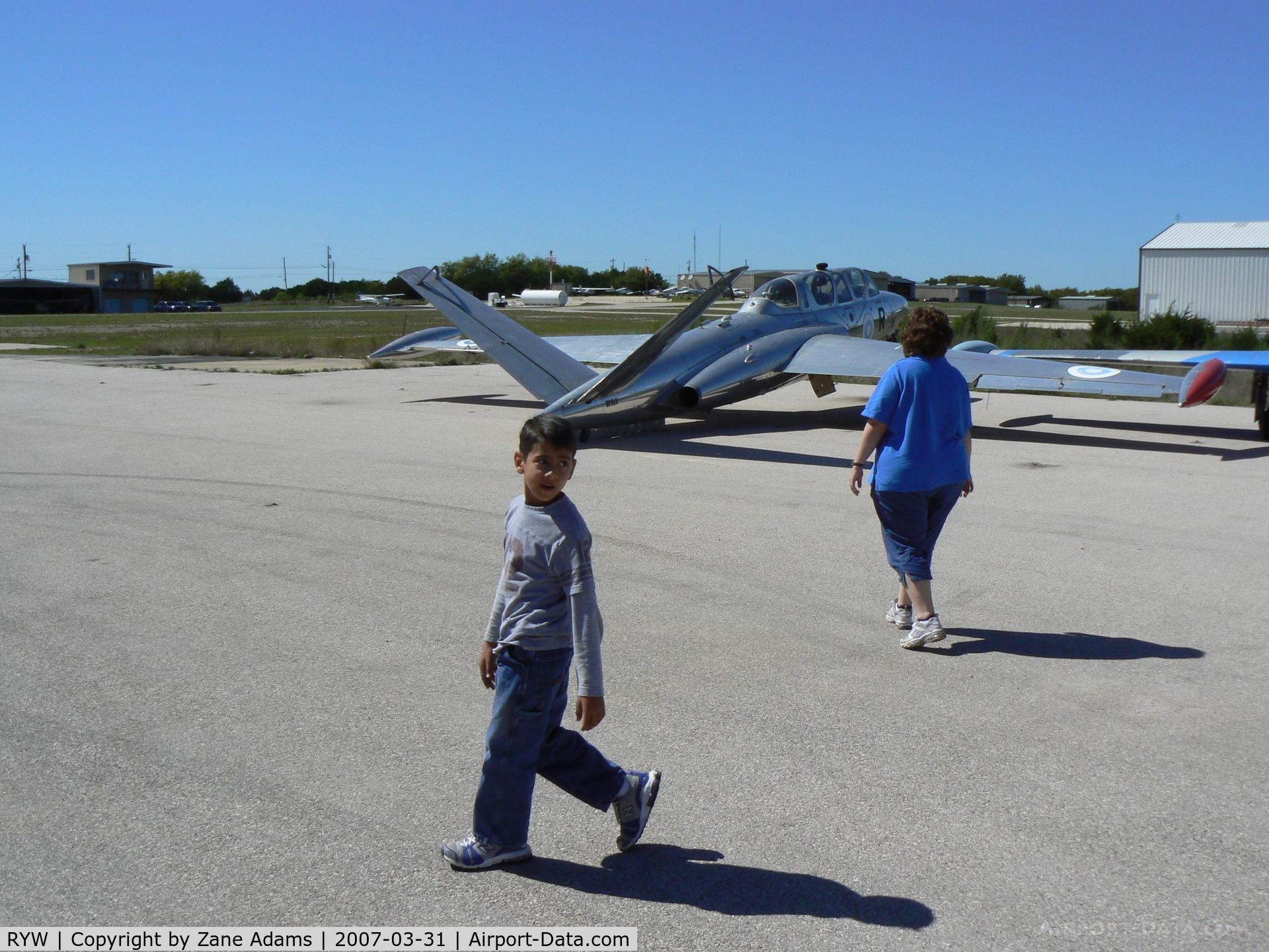 Lago Vista Tx - Rusty Allen Airport (RYW) - Mr Dill and a freind looking at the Jets - Lago Vista Airport