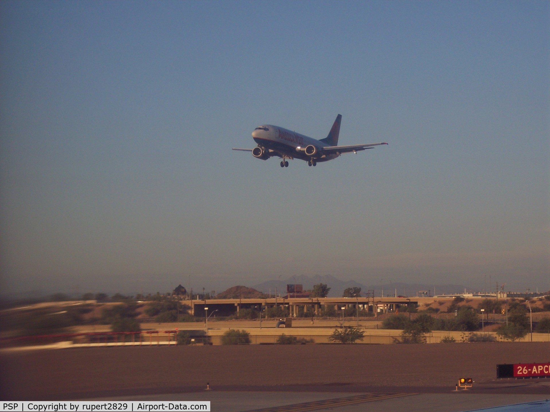 Palm Springs International Airport (PSP) - Ameican West 737 