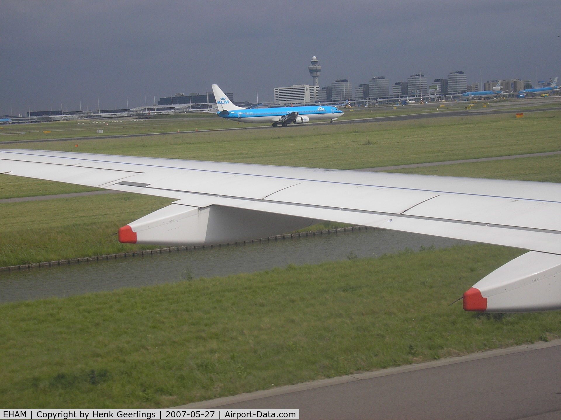 Amsterdam Schiphol Airport, Haarlemmermeer, near Amsterdam Netherlands (EHAM) - Schiphol Airport , arrival