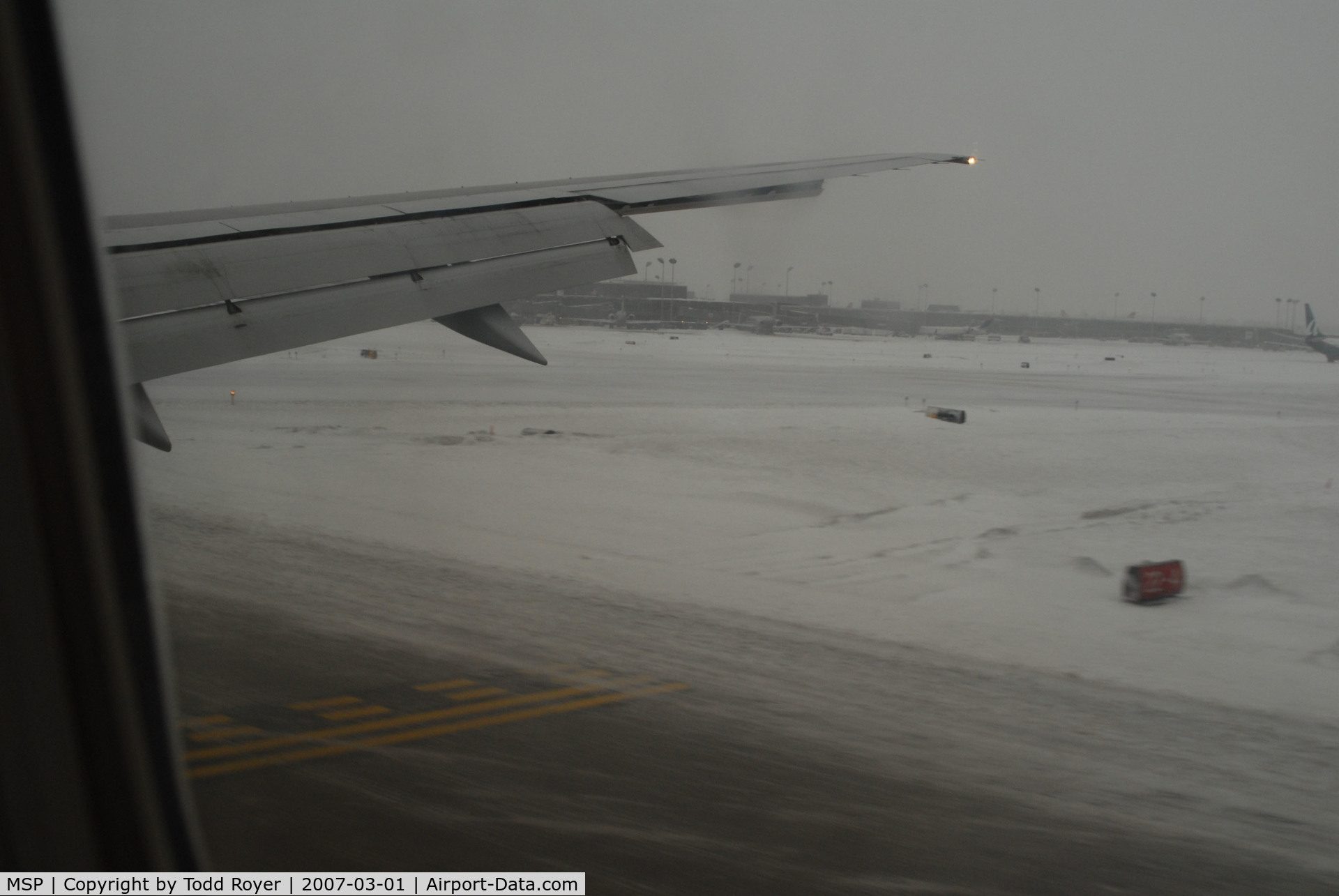 Minneapolis-st Paul Intl/wold-chamberlain Airport (MSP) - Landing Runway 12L at MSP