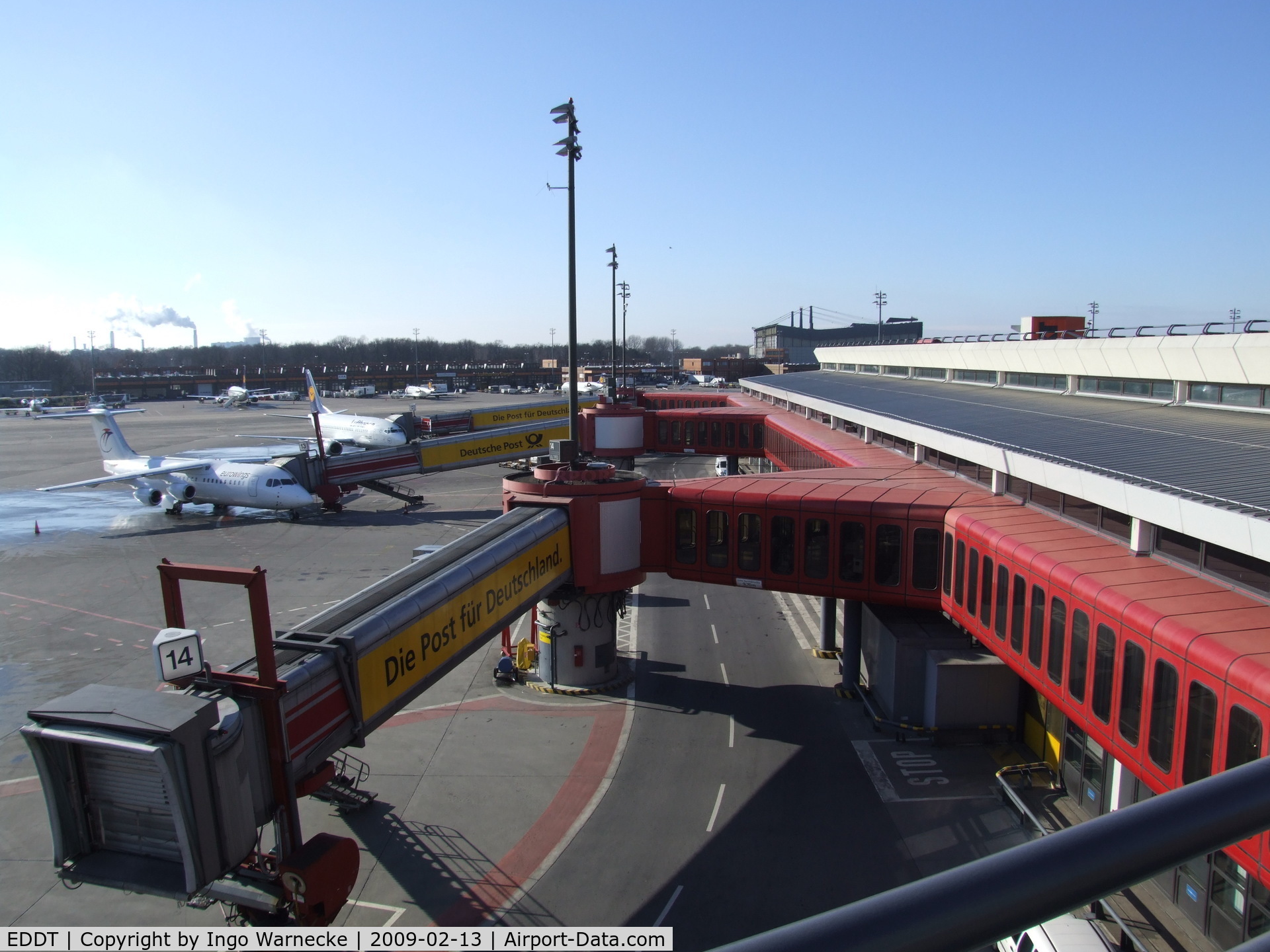 Tegel International Airport (closing in 2011), Berlin Germany (EDDT) - Berlin Tegel Airport, western docking 