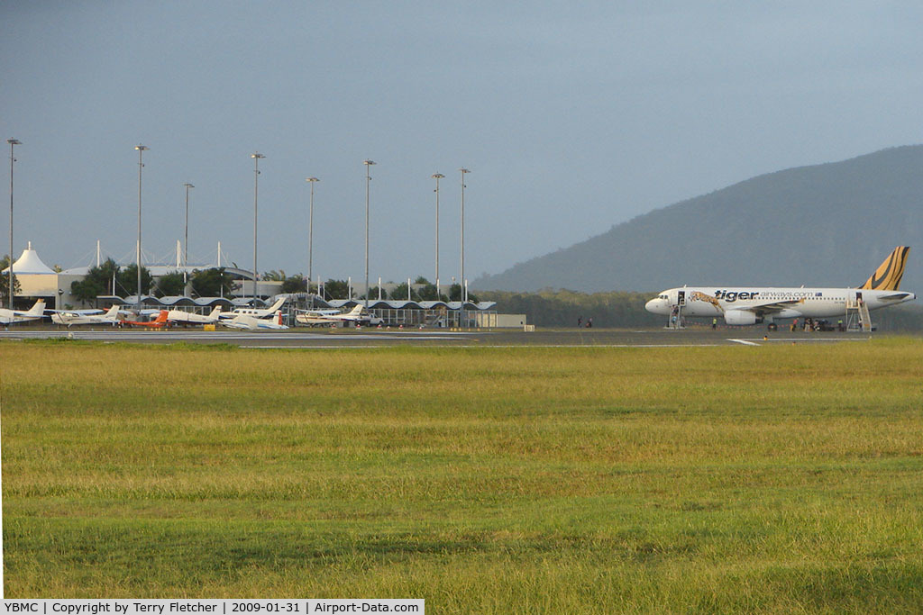 Maroochydore/Sunshine Coast Airport, Marcoola, Queensland Australia (YBMC) - Maroochydore Airport a mix of Airlines and General Aviation