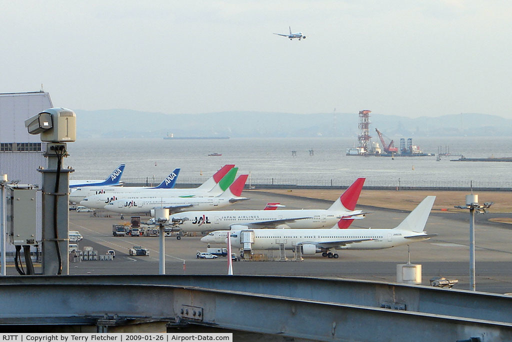 Tokyo International Airport (Haneda), Ota, Tokyo Japan (RJTT) - A view of the southern approach to Tokyo Haneda which first passes the Maintenance Area