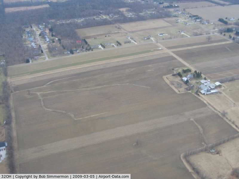 Rall Field Airport (32OH) - Looking SE from 2500'