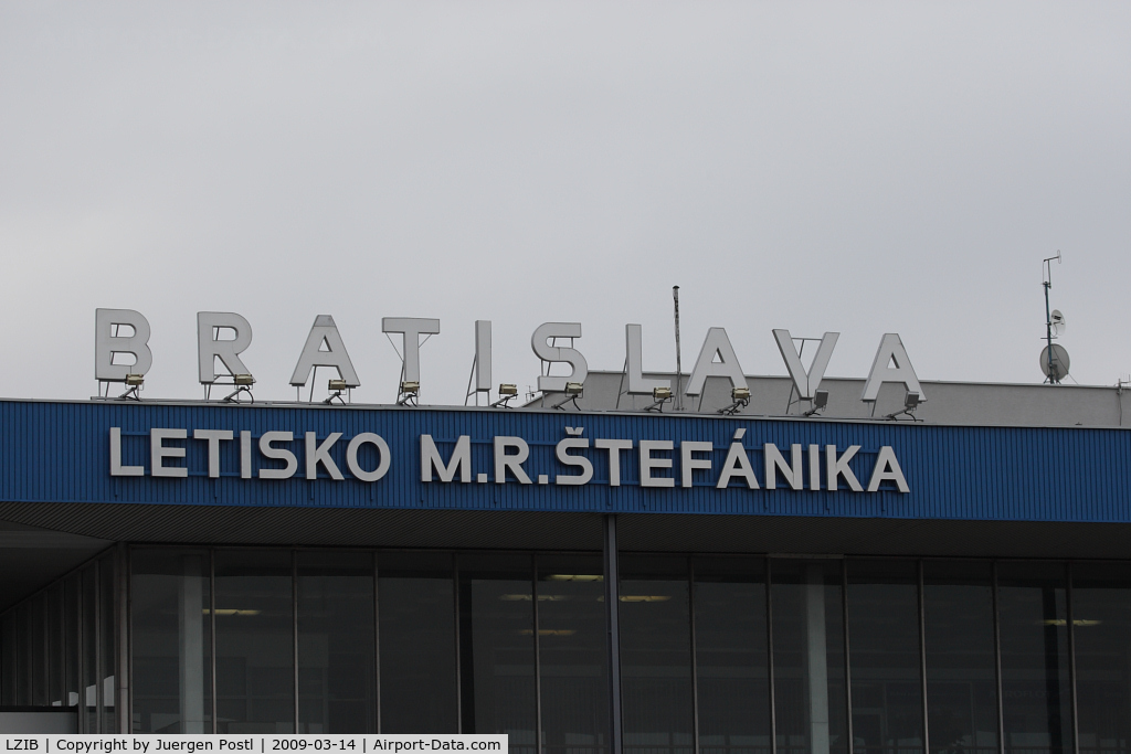 Milan Rastislav Štefánik Airport (Bratislava Airport), Bratislava Slovakia (Slovak Republic) (LZIB) - Airport