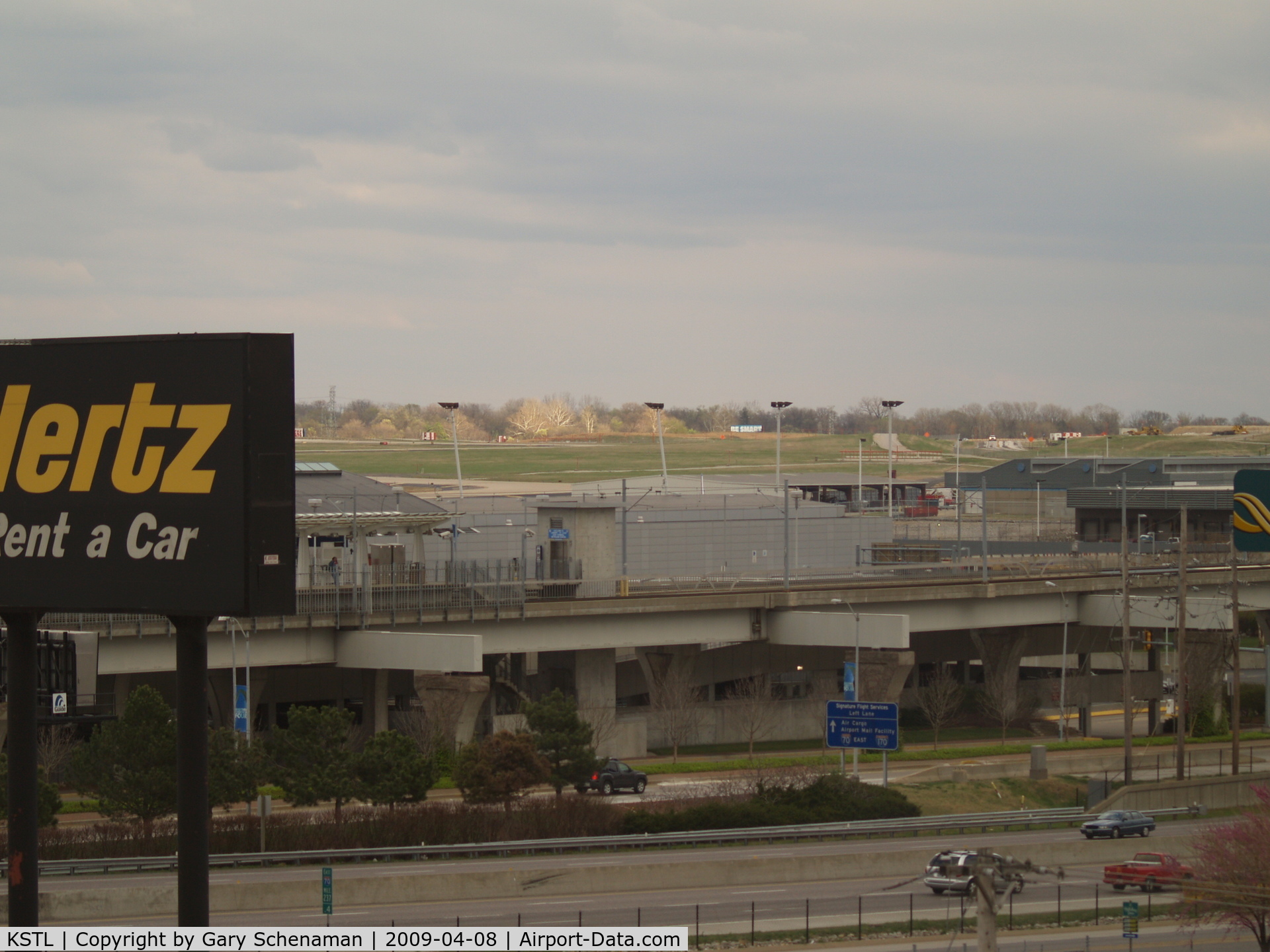 Lambert-st Louis International Airport (STL) - EAST END OF KSTL