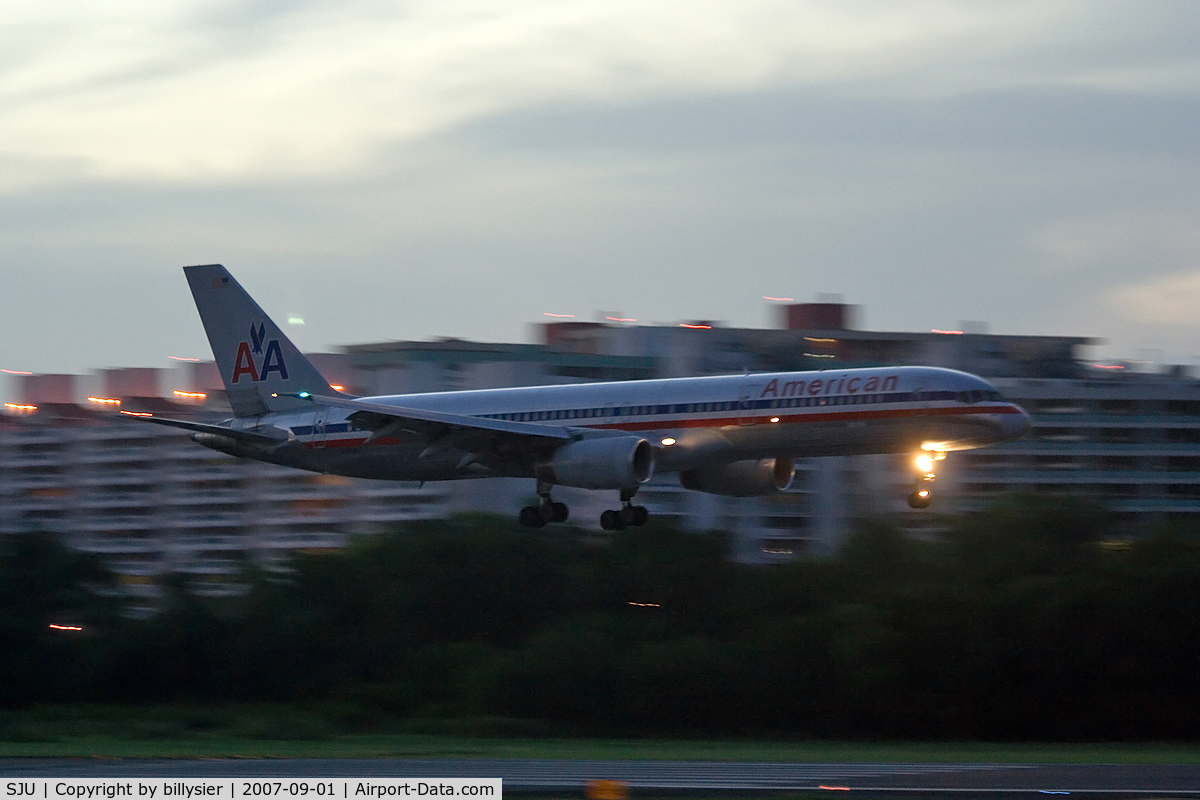 Luis Munoz Marin International Airport (SJU) - Early evening landing