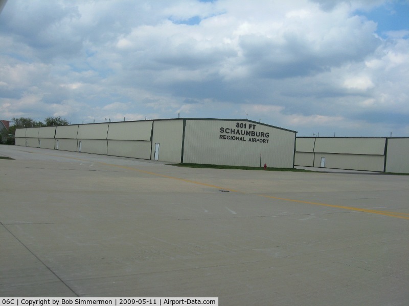 Schaumburg Regional Airport (06C) - T-hangers