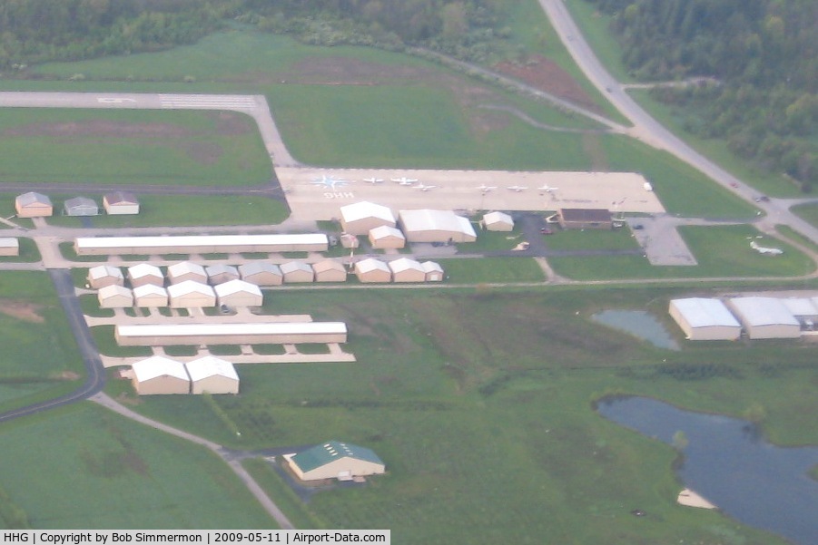 Huntington Municipal Airport (HHG) - Lots of hangers.  The airport authority is obviously doing something right!