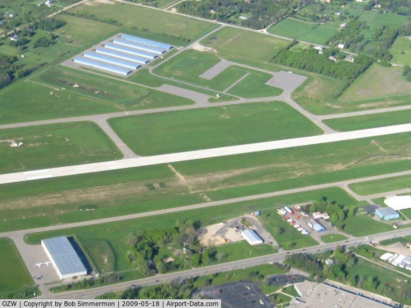 Livingston County Spencer J. Hardy Airport (OZW) - Looking NE