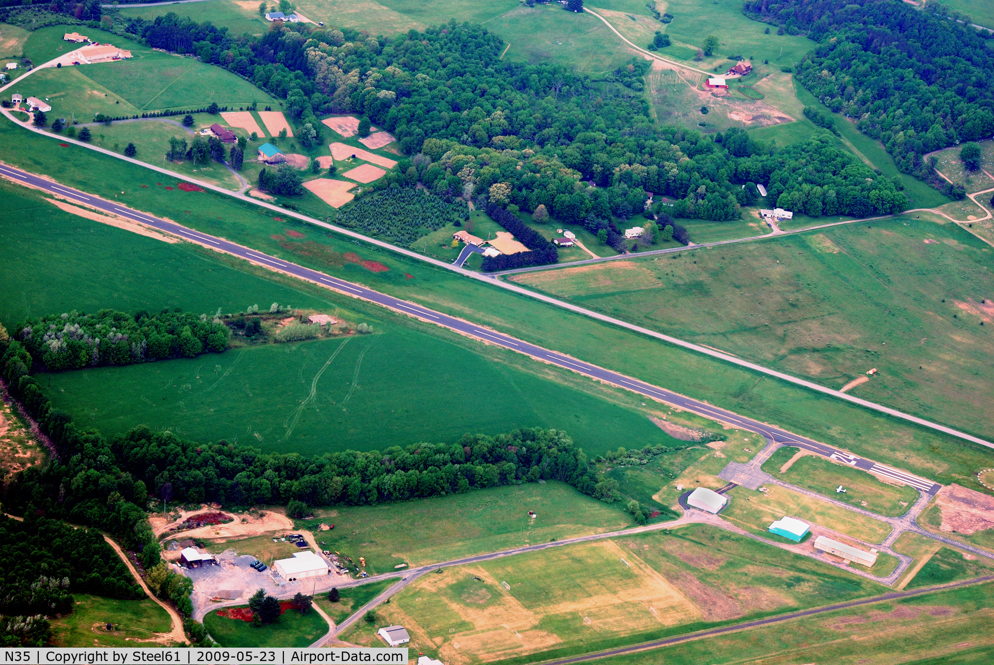 Punxsutawney Municipal Airport (N35) - Flying past PUNXY