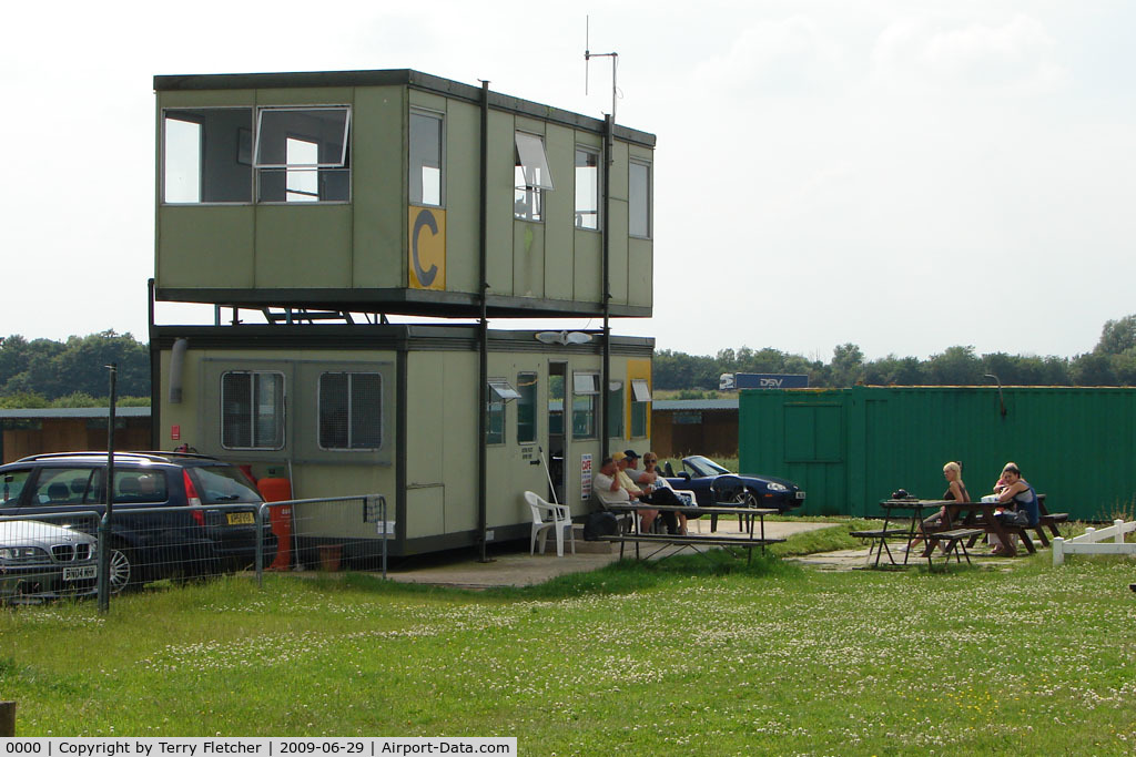 0000 Airport - Otherton Microlights Control Tower