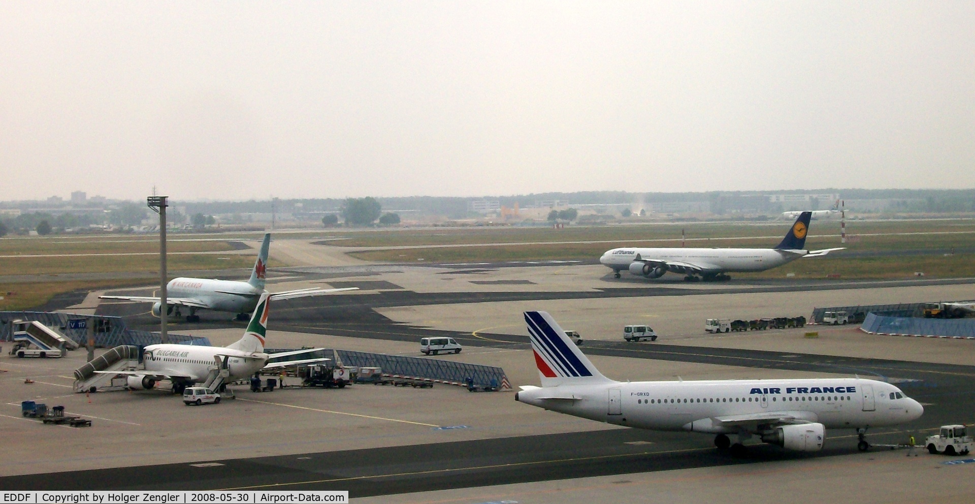 Frankfurt International Airport, Frankfurt am Main Germany (EDDF) - A bunch of NATO member states airlines, isn´t it? (What else shall I write?)