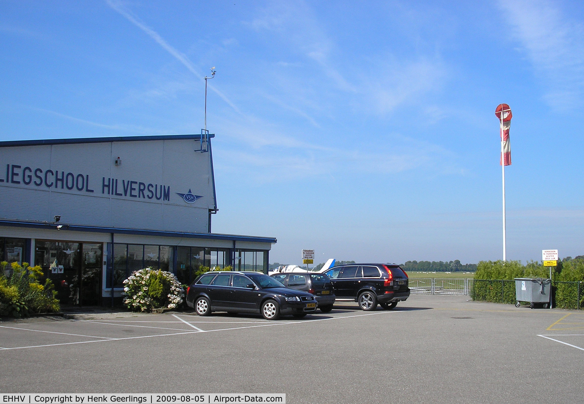 Hilversum Airport, Hilversum Netherlands (EHHV) - Hilversum Aerodrome , hangar Flying school