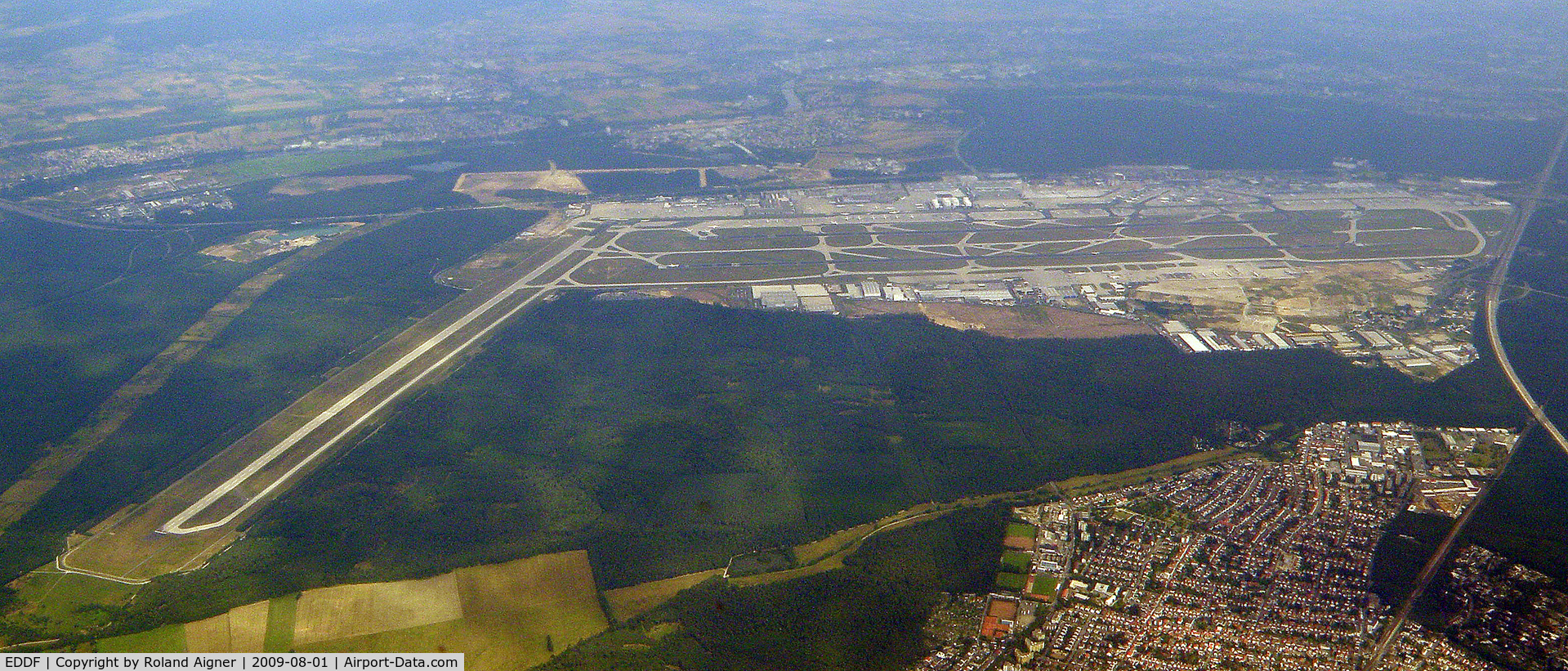 Frankfurt International Airport, Frankfurt am Main Germany (EDDF) - Some minutes bevor landing in Frankfurt