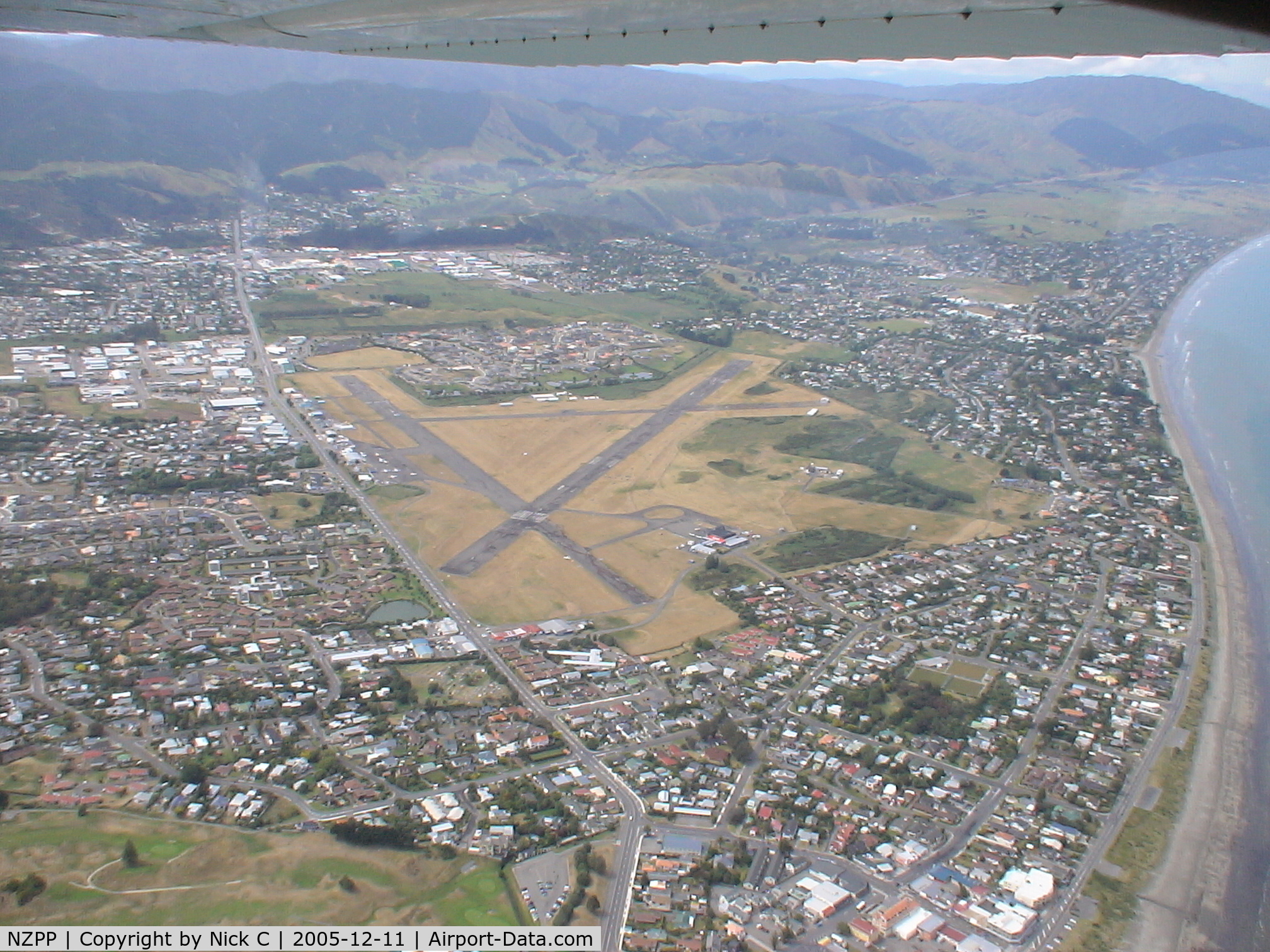 Paraparaumu Airport, Paraparaumu New Zealand (NZPP) - NZPP looking South East