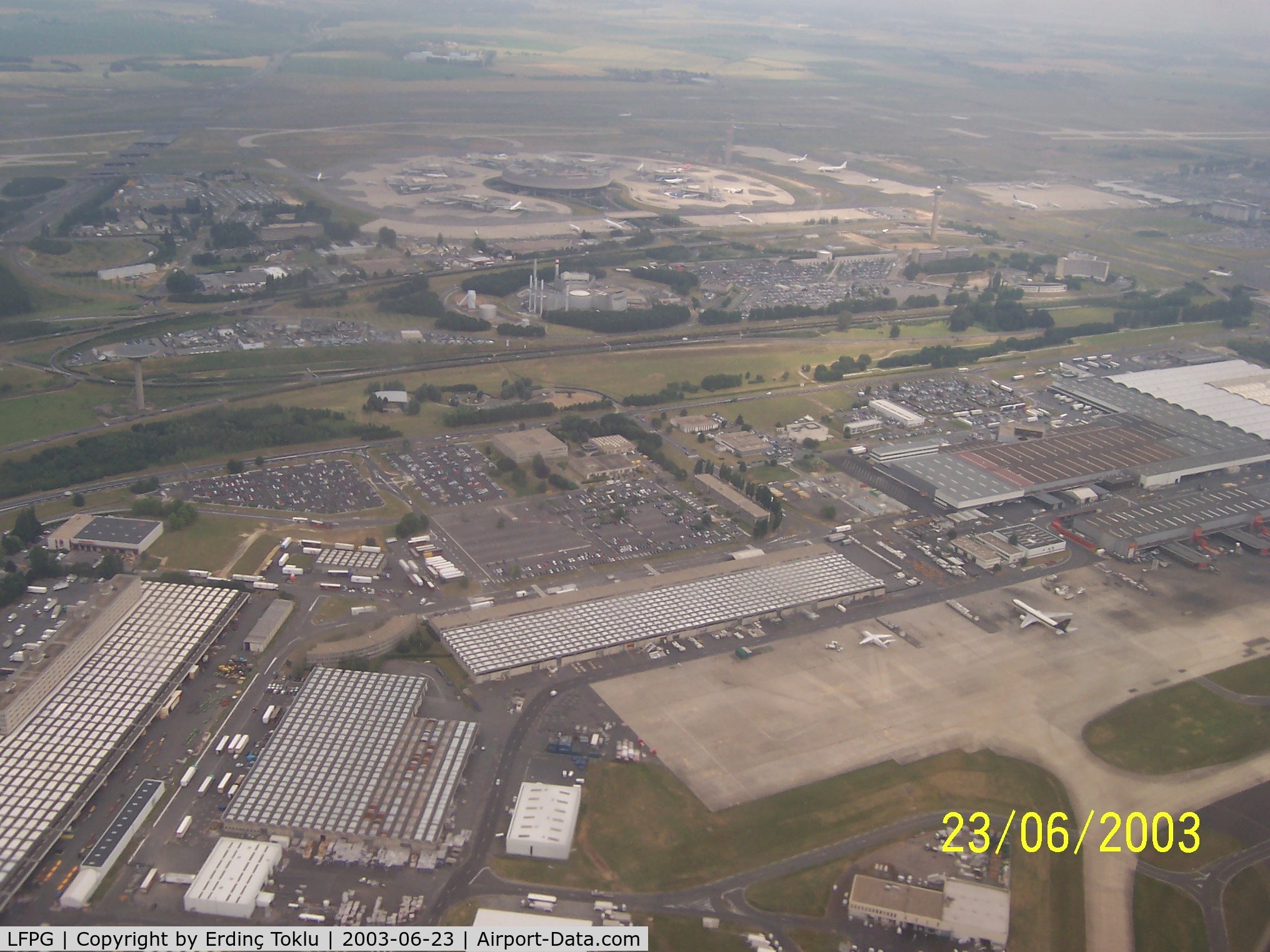 Paris Charles de Gaulle Airport (Roissy Airport), Paris France (LFPG) - Maintenance area & Terminal 1 (upper photo)