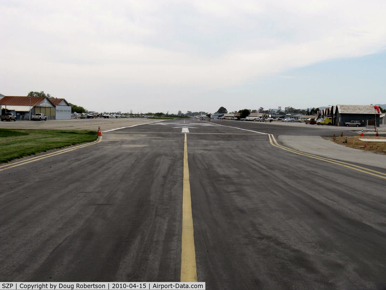 Santa Paula Airport (SZP) - Runway 22, 2,713' by 60' asphalt (displaced threshold 230'), Left-Hand Pattern-Calm Wind Runway. Night Operations Prohibited. CTAF 122.9