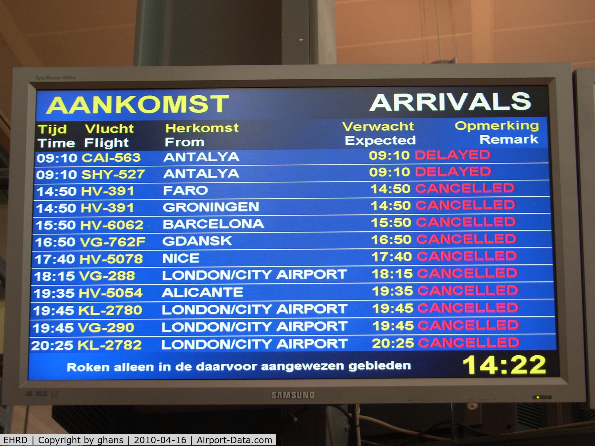 Rotterdam Airport, Rotterdam Netherlands (EHRD) - all flights cancelled due to vulcano-eruption