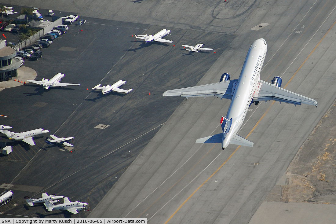 John Wayne Airport-orange County Airport (SNA) - Departure off John Wayne Airport